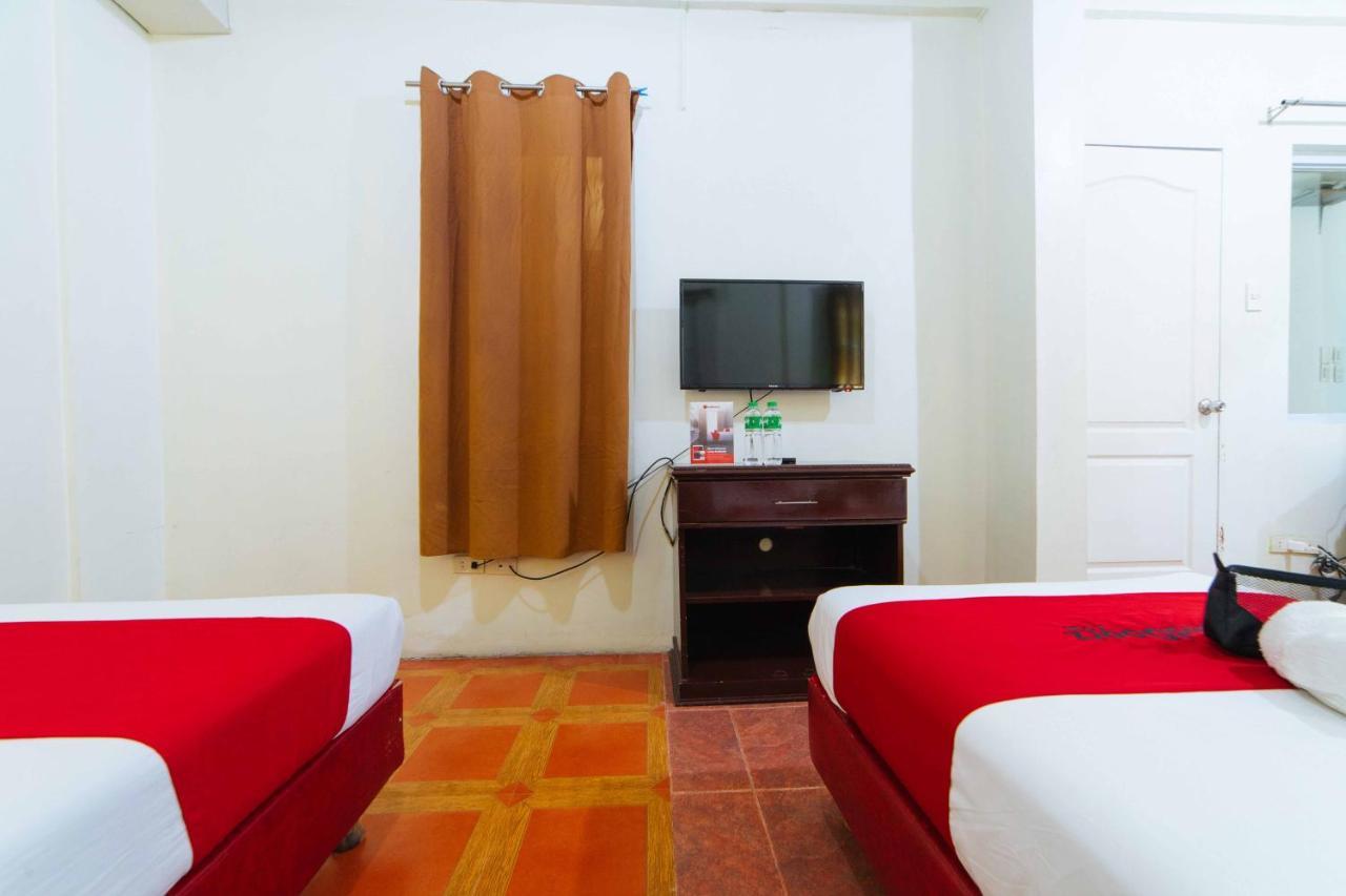 Reddoorz Near Walking Street Angeles City Экстерьер фото